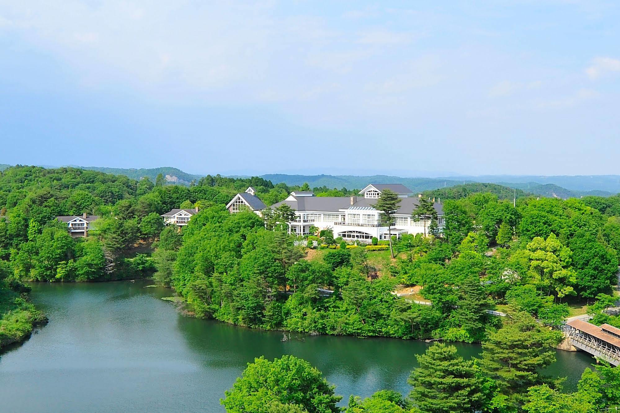 Forest Hills Garden Mihara  Exterior foto
